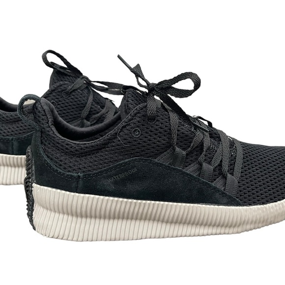 Sorel Out n About lll Plus Waterproof Sneaker Womens Size 9 Black - Picture 8 of 12